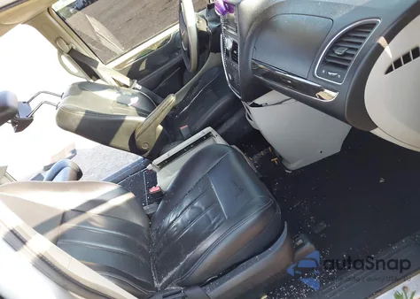 2012 Chrysler Town & Country Touring from USA, damaged, VIN 2C4RC1BG3CR382033